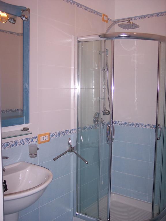 Da Carlo Otel La Maddalena  Dış mekan fotoğraf